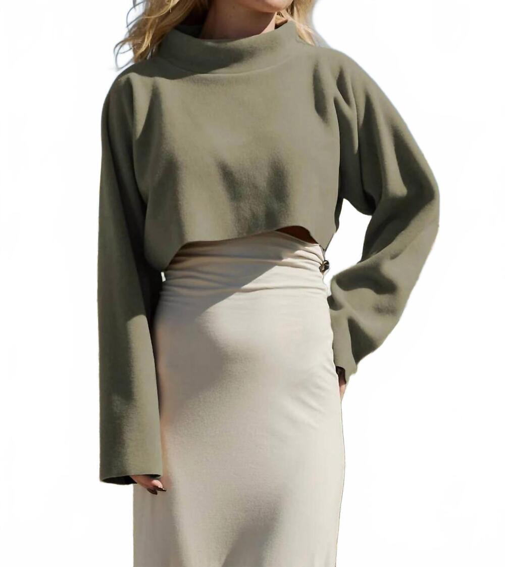 NEW HENRIETTE STEFFENSEN short pullover in green